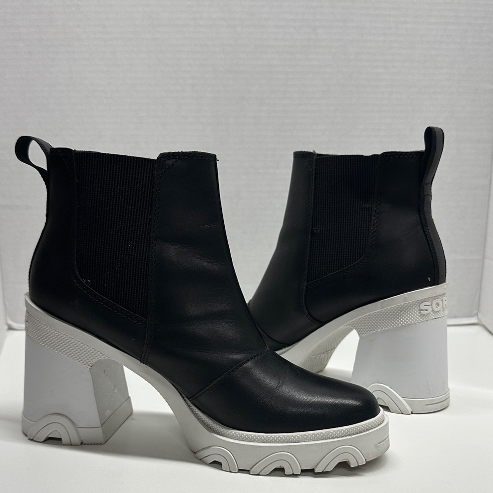Sorel Brex High Heeled Chelsea Ankle Boots Waterproof Booties White Black 7.5